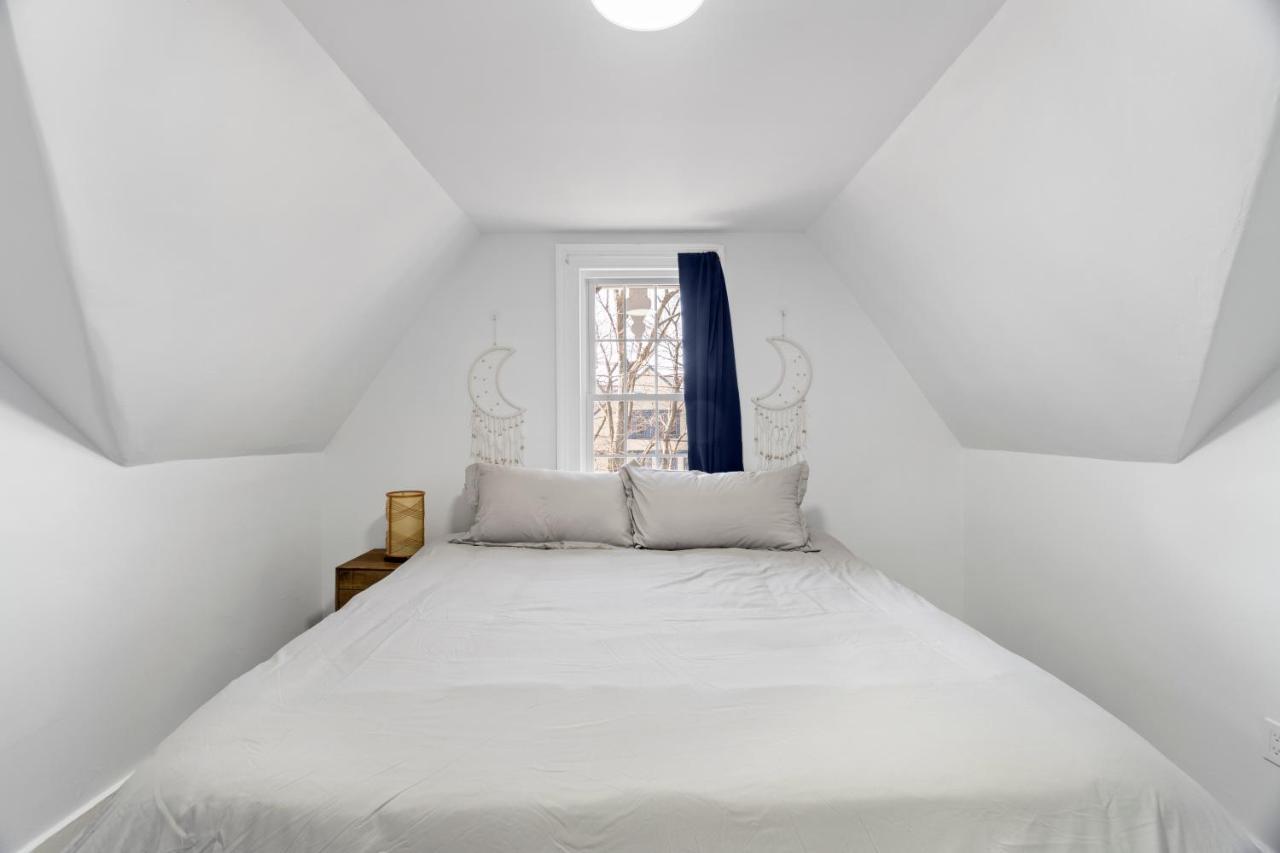 Cozy Gem In The Heart Of East Rock With Free Parking Near Yale And Dt Apartment New Haven Ngoại thất bức ảnh