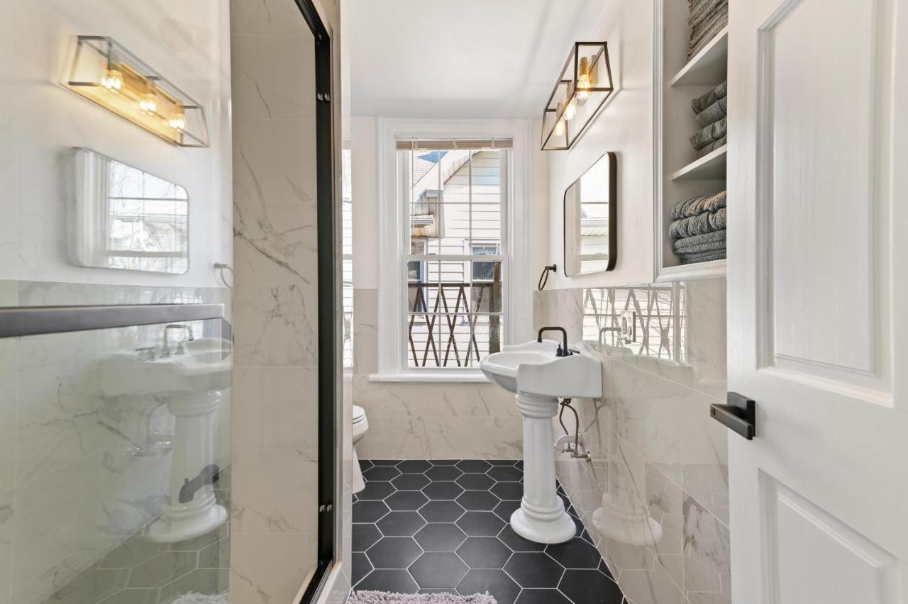 Cozy Gem In The Heart Of East Rock With Free Parking Near Yale And Dt Apartment New Haven Ngoại thất bức ảnh