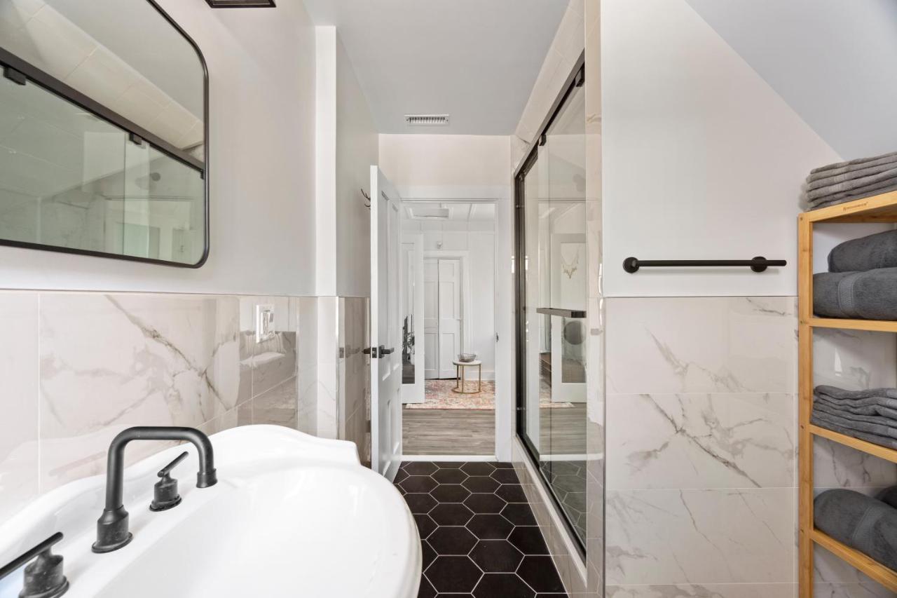 Cozy Gem In The Heart Of East Rock With Free Parking Near Yale And Dt Apartment New Haven Ngoại thất bức ảnh